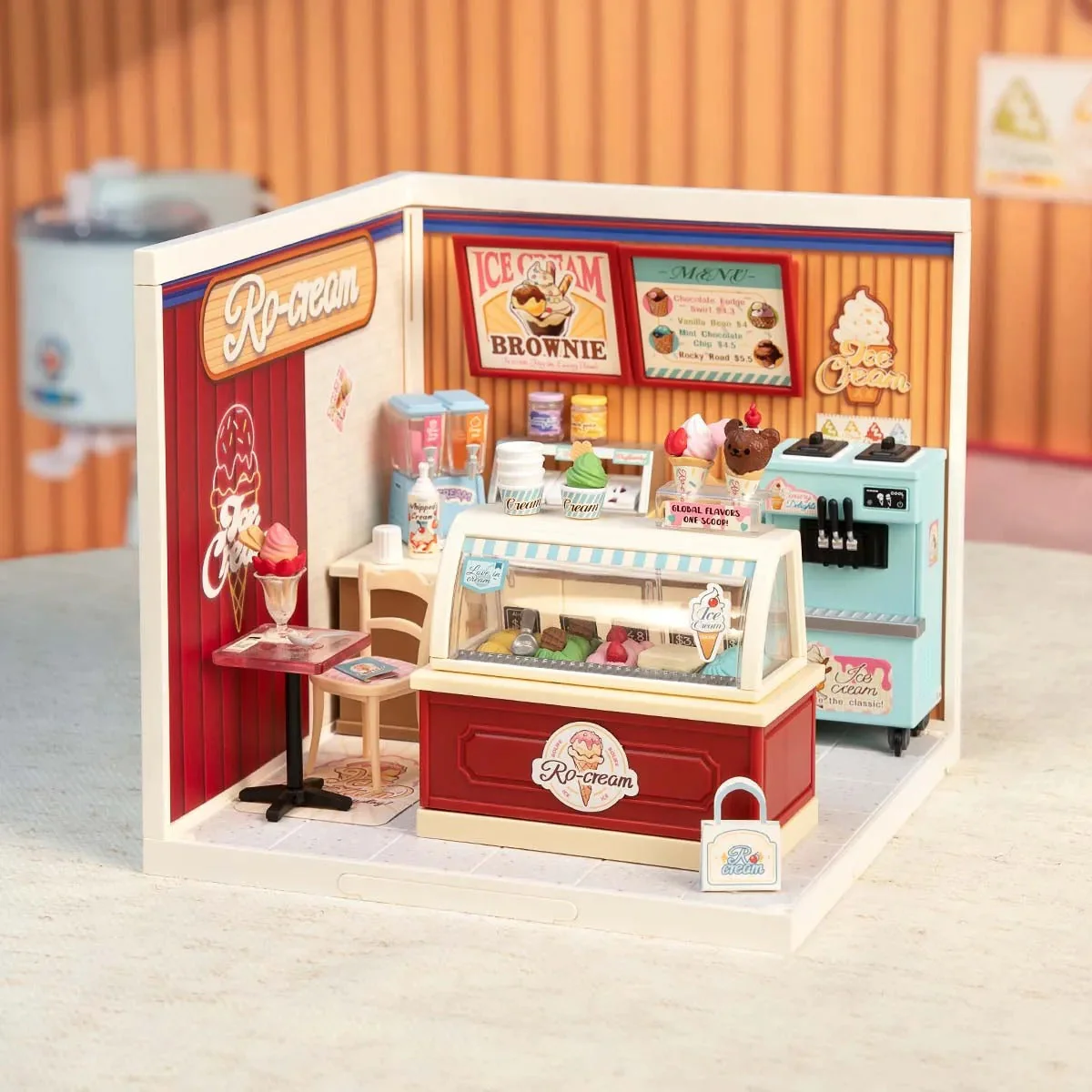Rolife DIY House Super Store Series DW018B Flavorful Ice Cream